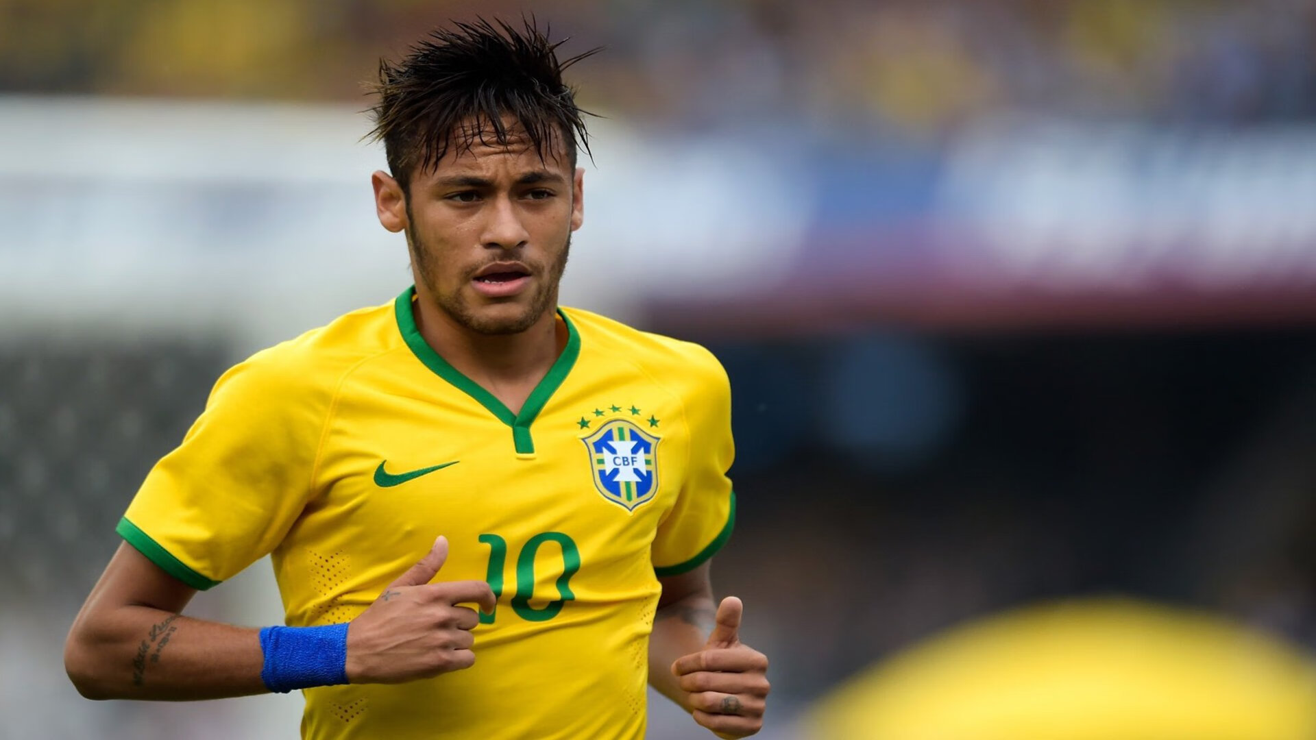 足球赛事安全措施加强，足球比赛安全应急预案